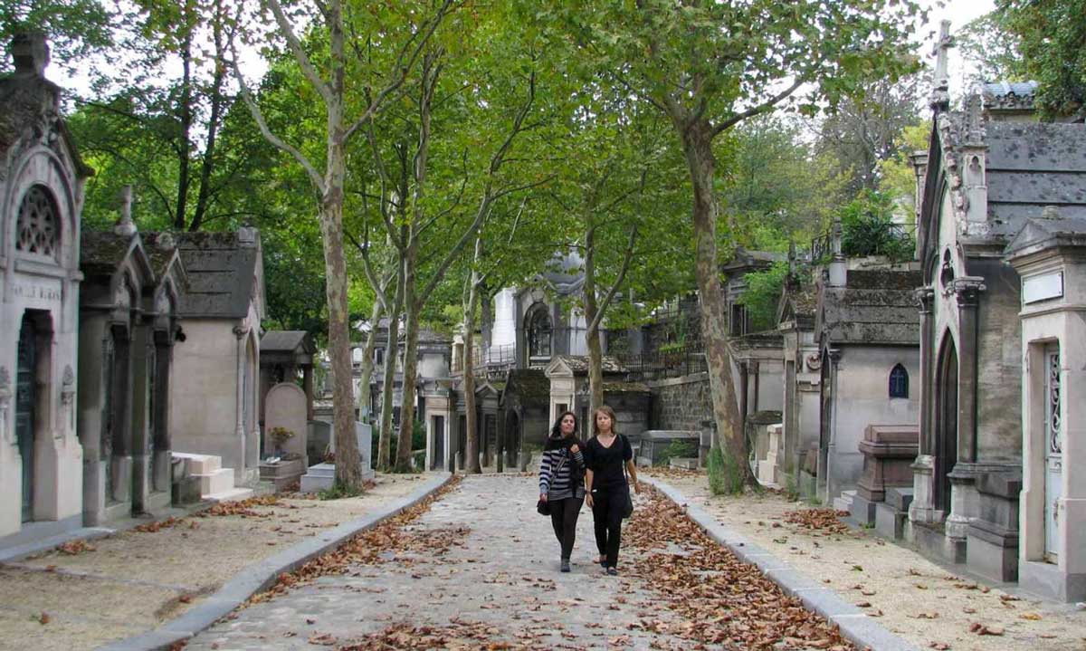 قبرستان پرلاشز پاریس