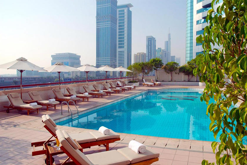 Crowne Plaza Sheykh Zayed Dubai - pool
