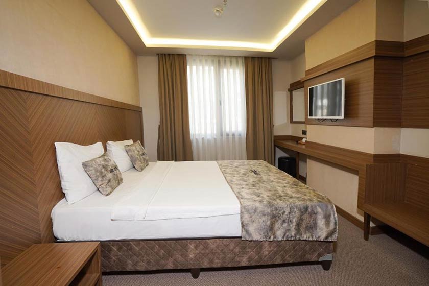 Atro Hotel Istanbul - Large Single Room