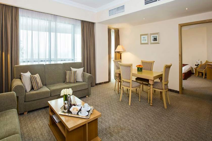 City Seasons Hotel Dubai - Seasons Suite 