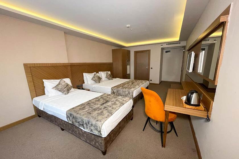 Atro Hotel Istanbul - Standard Triple Room