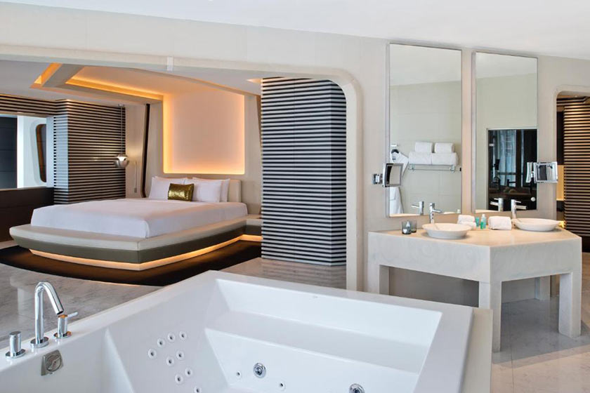 V Hotel Dubai Curio Collection by Hilton - Penthouse Suite