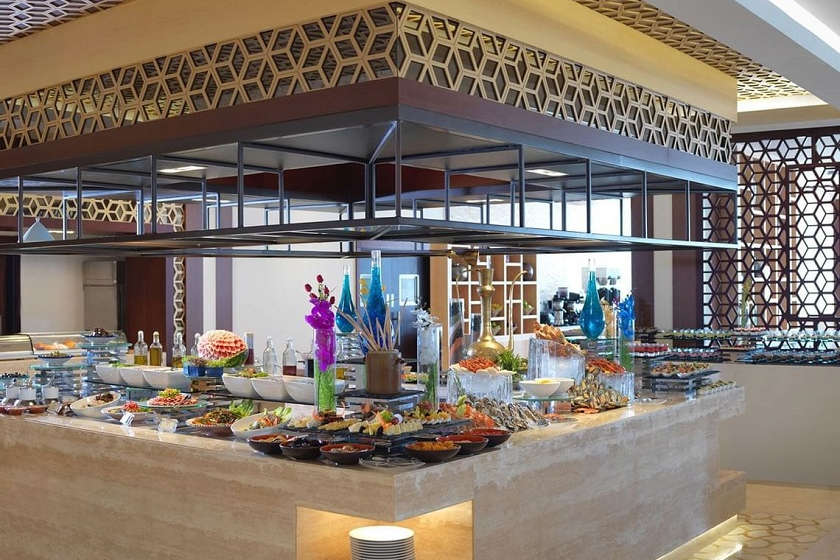Two Seasons Hotel Dubai - restaurant