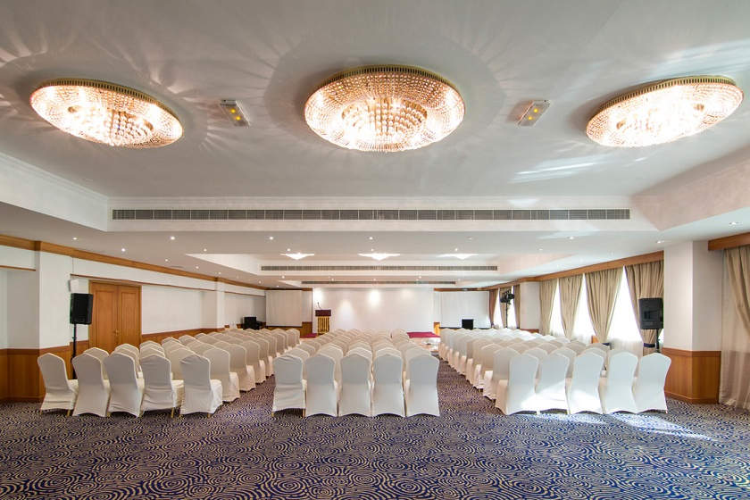 Carlton Tower Hotel Dubai - conference hall