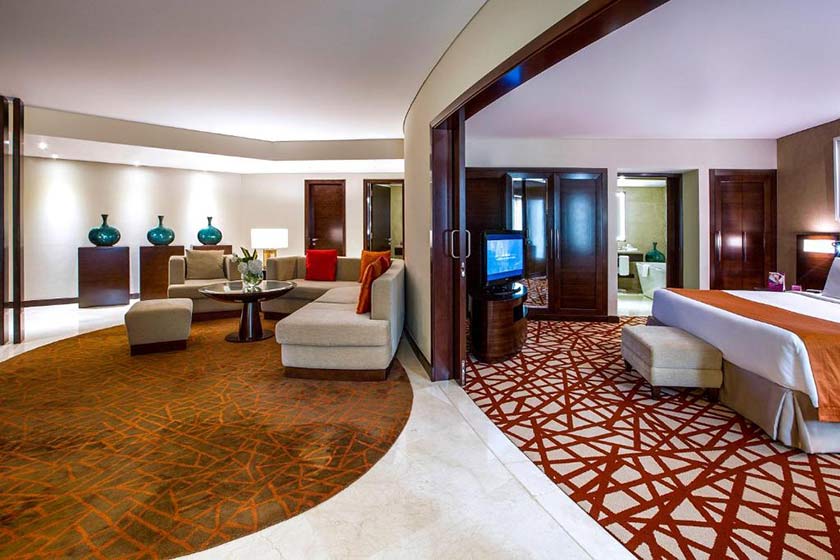 Crowne Plaza Dubai Deira - Executive Suite with Lounge Access 