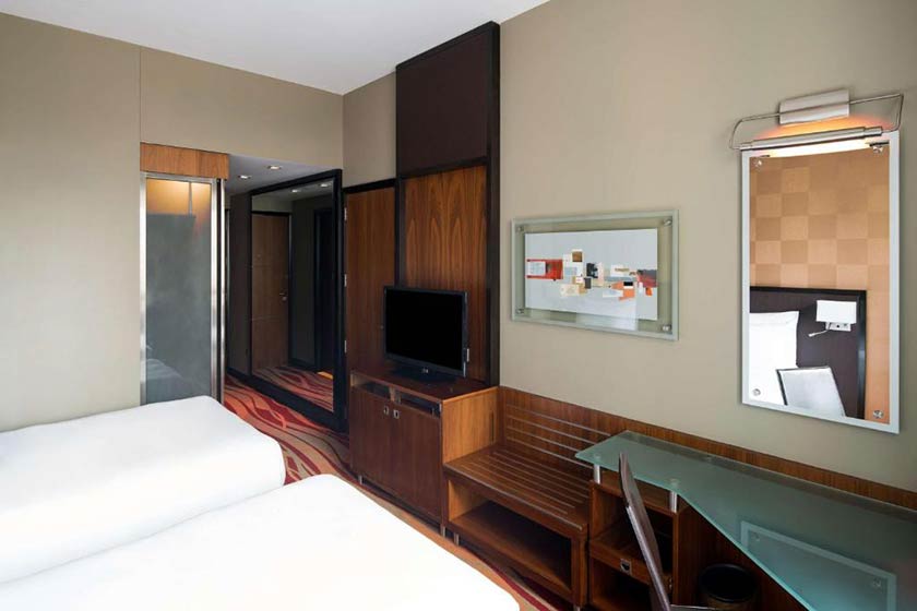 Radisson Blu Hotel Media City Dubai - Superior Room