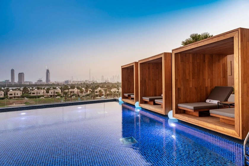 Aloft Dubai Creek Hotel - pool