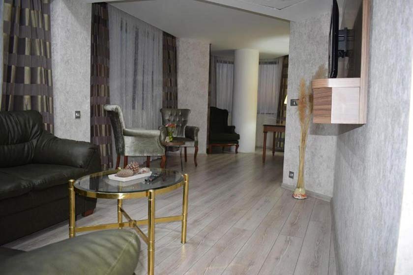 Euro Plaza Hotel Istanbul - Deluxe Suite with Sea View 