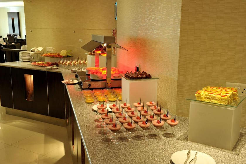 Carlton Tower Hotel Dubai - breakfast