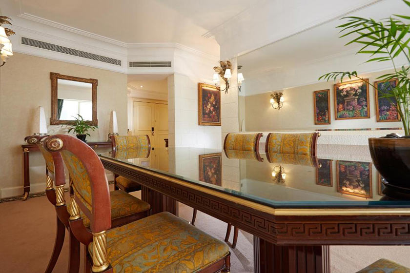 Crowne Plaza Sheykh Zayed Dubai - Two Bedroom Presidential Suite
