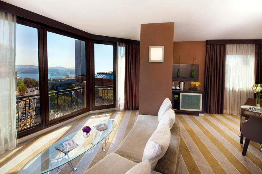 Point Hotel Taksim Istanbul - Executive Senior Suite with Lounge Access