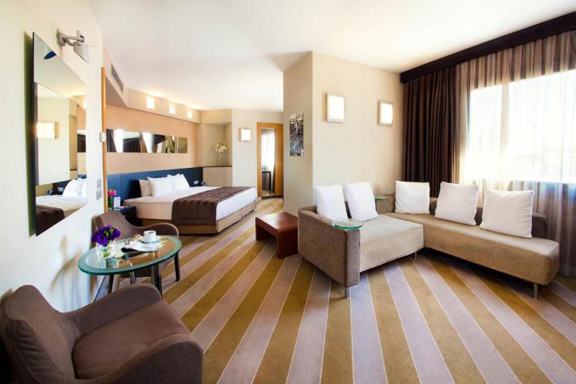 Point Hotel Taksim Istanbul - Executive Junior Suite with Lounge Access