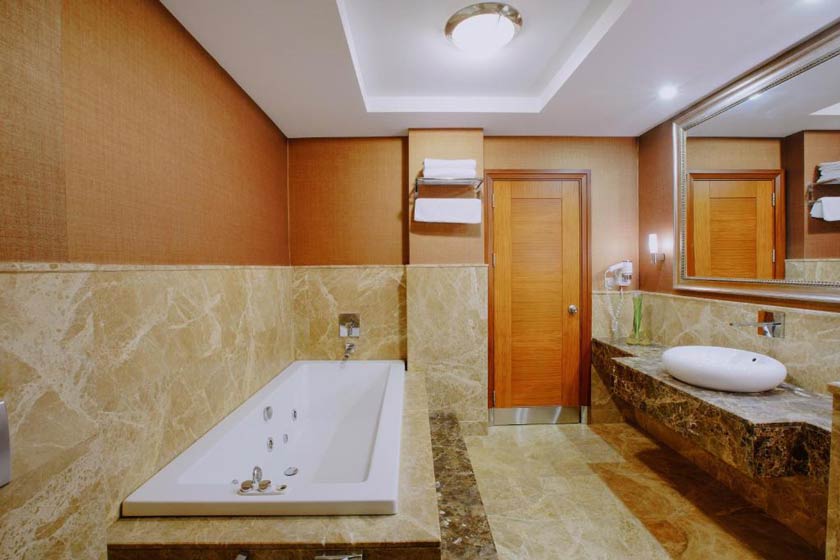 New Park Hotel Ankara - King Suite with Free Executive Lounge Access