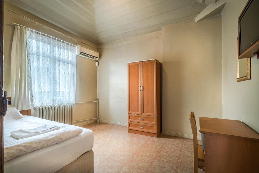 Yeni Hotel Istanbul - Single Room