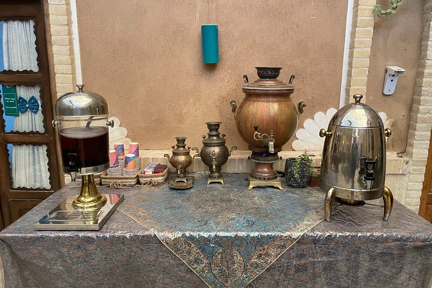 هتل فیروزه یزد - چایخانه سنتی