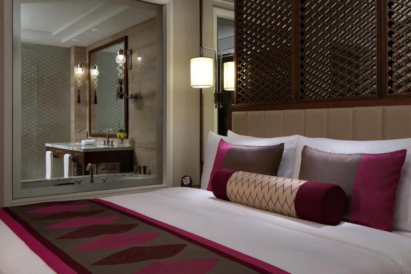 Taj Dubai hotel - Luxury King Room