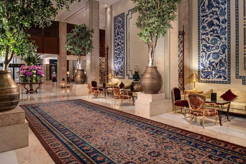  Ciragan Palace Kempinski Istanbul - lobby