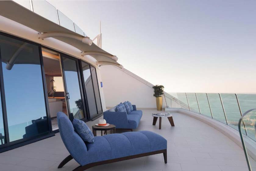 Jumeirah Beach Hotel - One Bedroom Suite 
