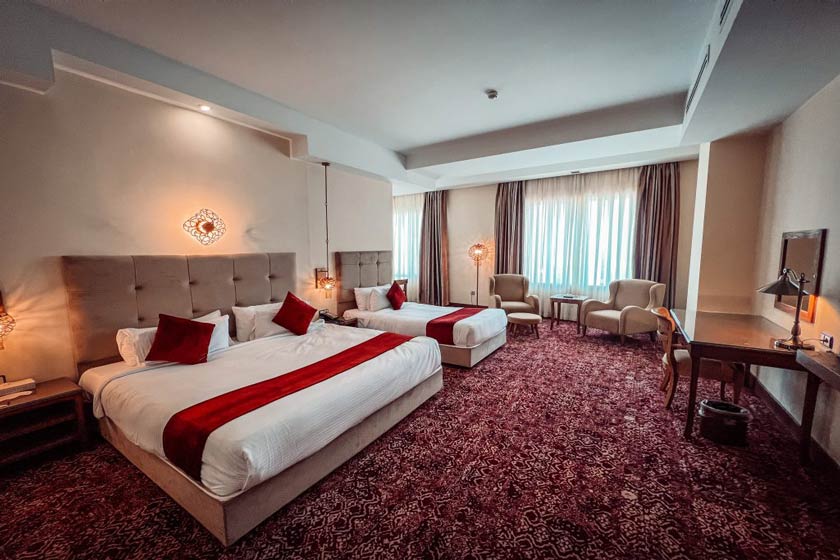 هتل ویدا کیش - اتاق سه تخته رویال
