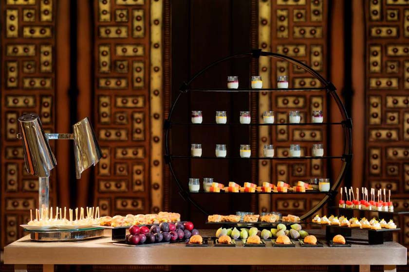 Conrad Dubai Hotel - food and drink