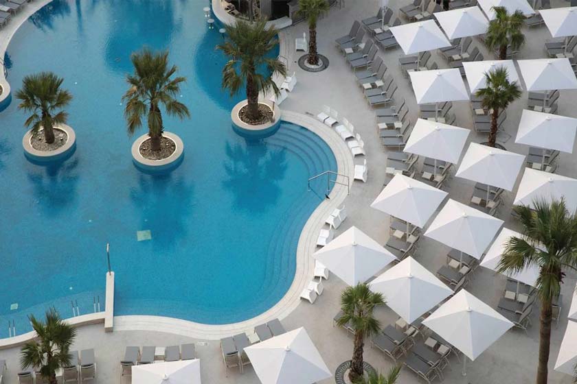 Jumeirah Beach Hotel - pool