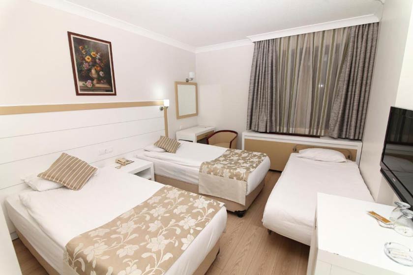 Dafne Hotel Ankara - Triple Room
