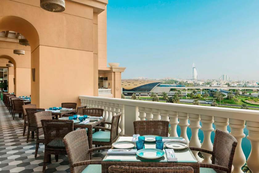 Sheraton Mall of the Emirates Hotel Dubai - restaurant