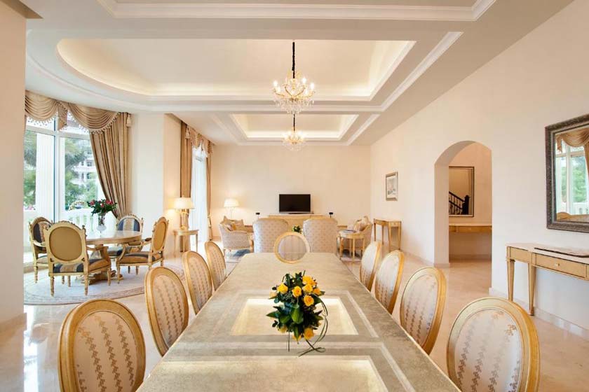 Kempinski Hotel & Residences Palm Jumeirah - Royal Five Bedroom Villa