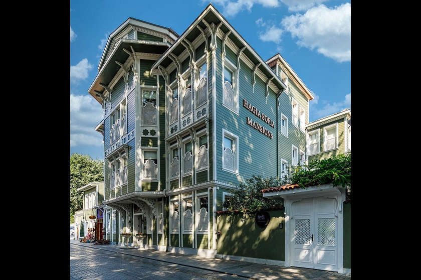 Hagia Sofia Mansions Istanbul, Curio Collection by Hilton - facade 