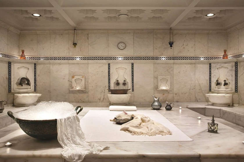 Ciragan Palace Kempinski Istanbul - spa
