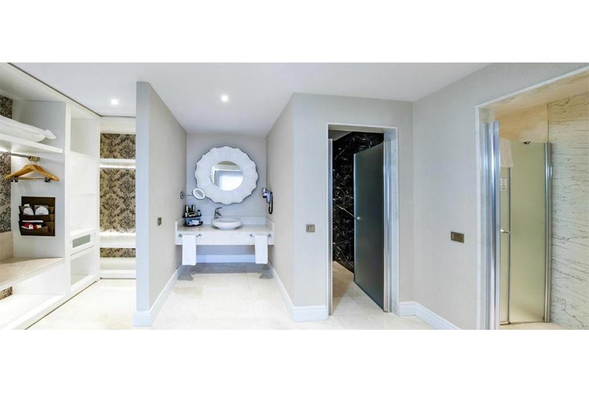 Granada Luxury Belek - Deluxe King Suite