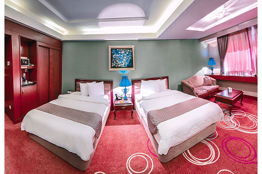 هتل بزرگ شیراز - اتاق تویین
