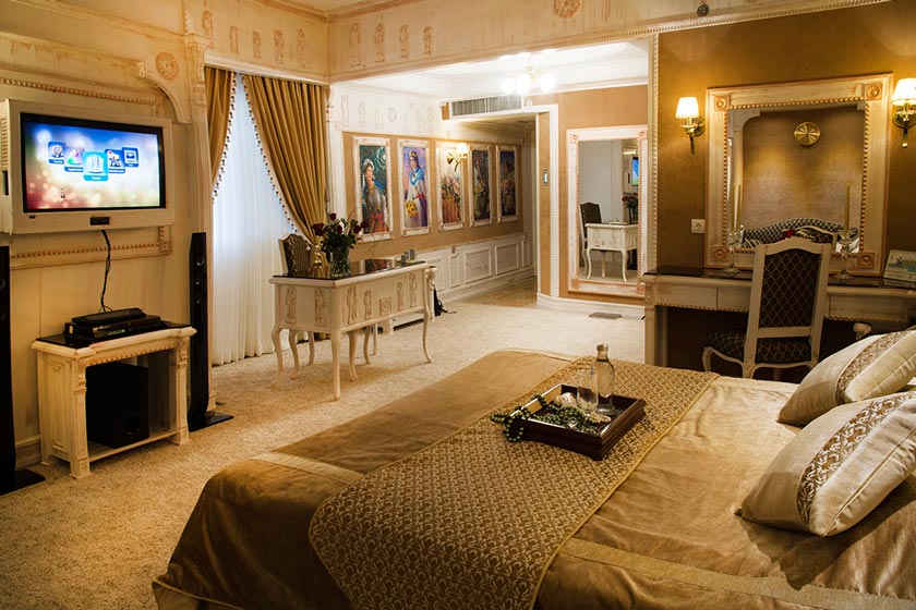 هتل بین المللی قصر مشهد - اتاق دبل هخامنش