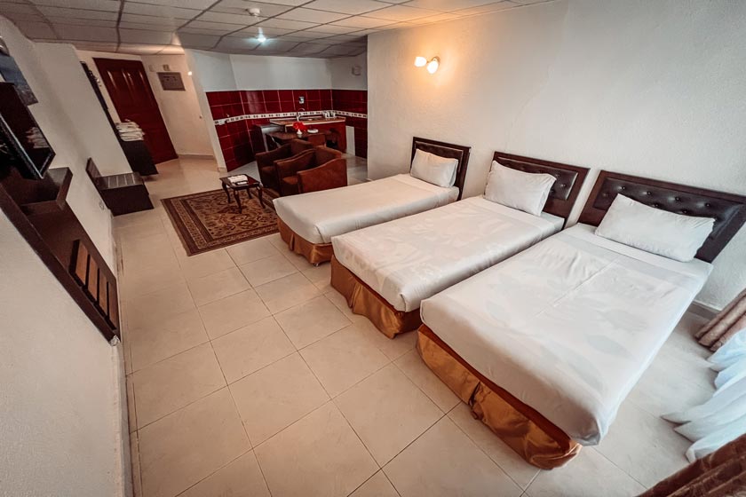 هتل آبادگران کیش - سوئیت پنج تخته یک خوابه