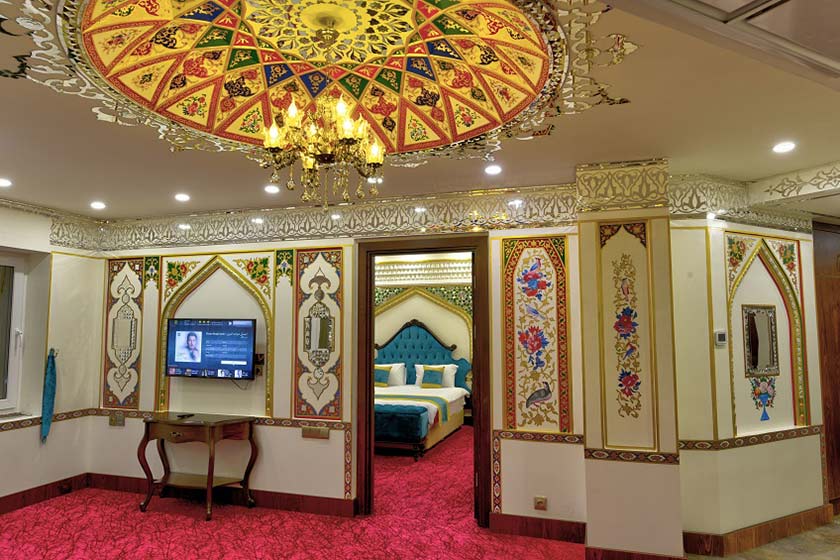 هتل ارگ جدید یزد - سوئیت سوپر کلاسیک قجری