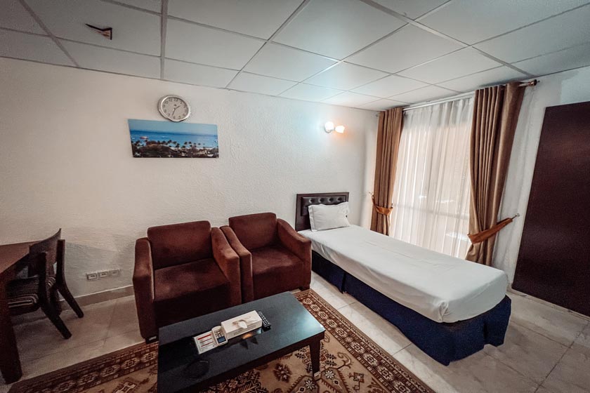 هتل آبادگران کیش - سوئیت سه تخته یک خوابه