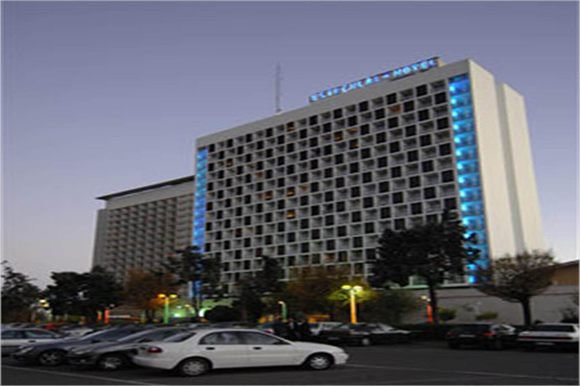 هتل استقلال تهران - پارکینگ