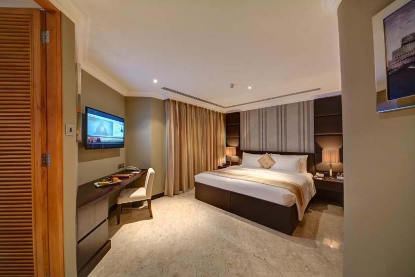 Dubai Marine Beach Resort and Spa - Delux Room