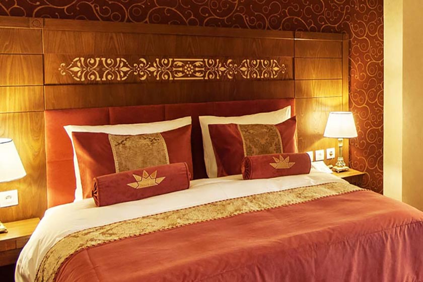 هتل زندیه شیراز - اتاق دو تخته دبل