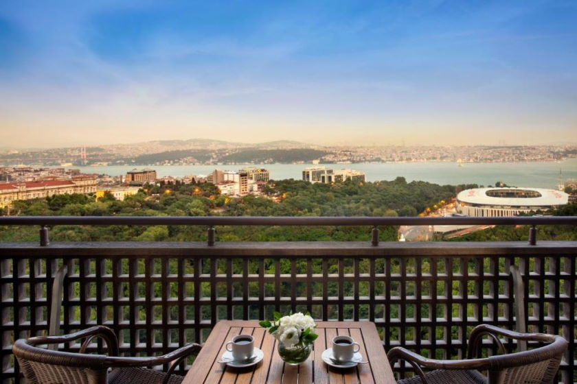Hilton Istanbul Bosphorus Hotel - Executive King Room with Bosphrous View and Executive Lounge Access