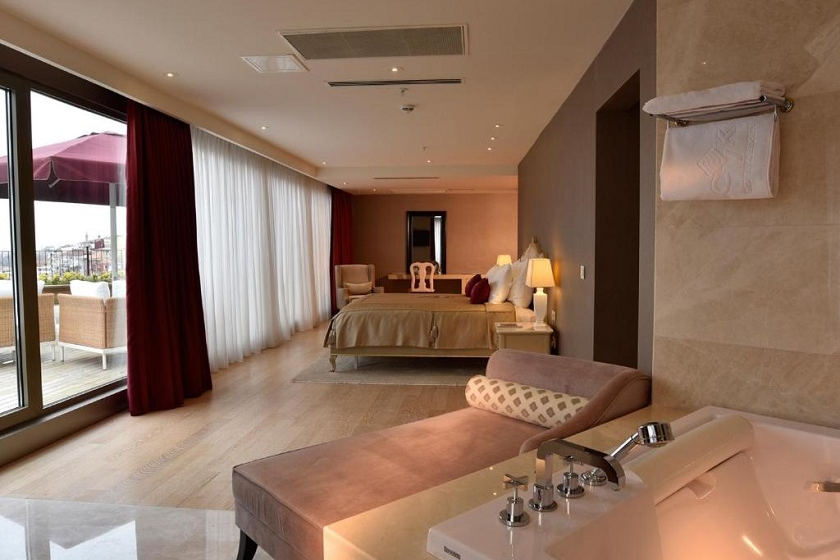CVK Park Bosphorus Hotel Istanbul - Park Prestige Suites King Suite