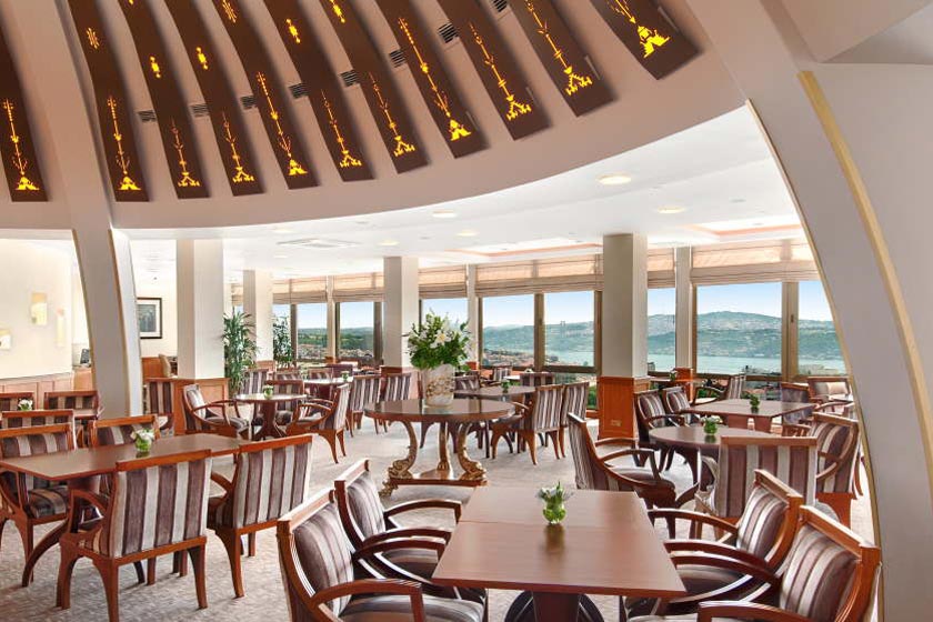 Hilton Istanbul Bosphorus Hotel - Restaurant