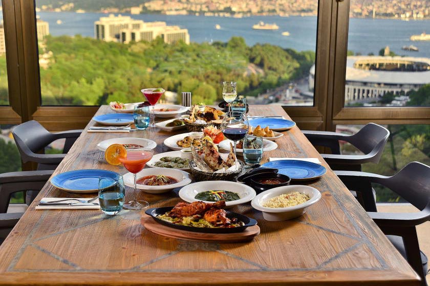 Hilton Istanbul Bosphorus Hotel - Food & Drink