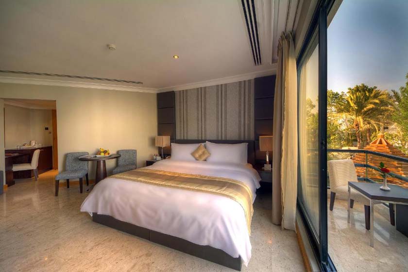 Dubai Marine Beach Resort - dubai - balcony room