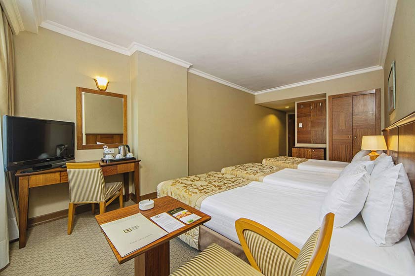 Grand Oztanic Istanbul - Deluxe Triple Room 