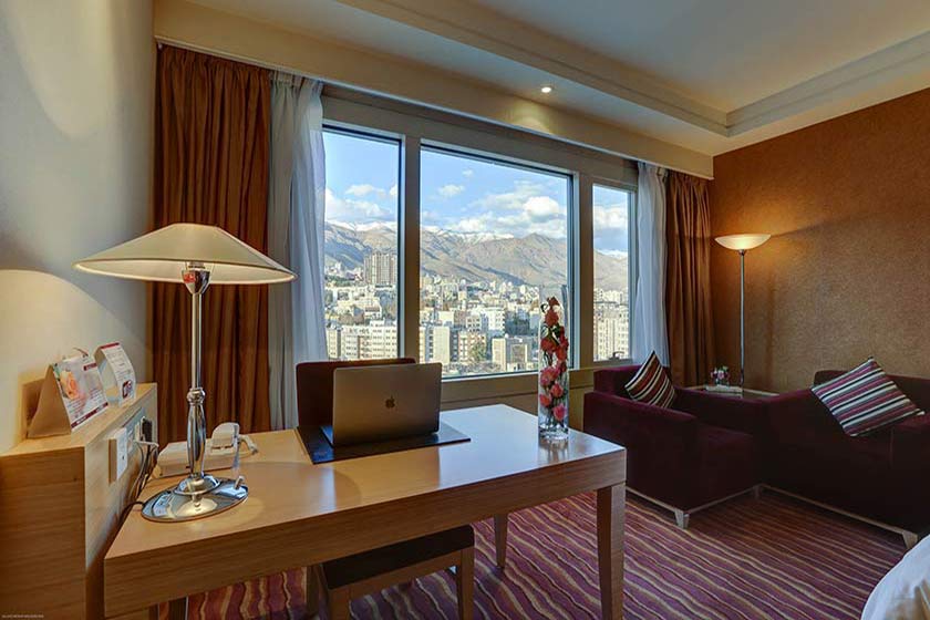 هتل آزادی تهران - اتاق ویژه توان خواهان