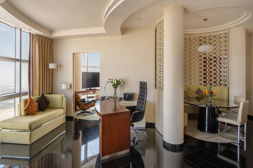 Jumeirah Emirates Towers dubai - Family Suites 