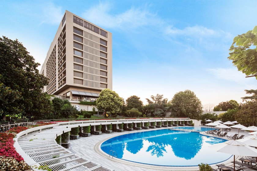 Hilton Istanbul Bosphorus Hotel - Pool