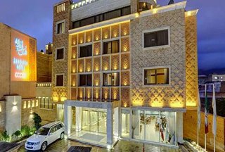 هتل زندیه شیراز