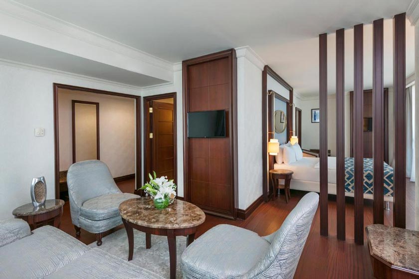 Elite World Istanbul Hotel - Corner Suite - Free Spa Access